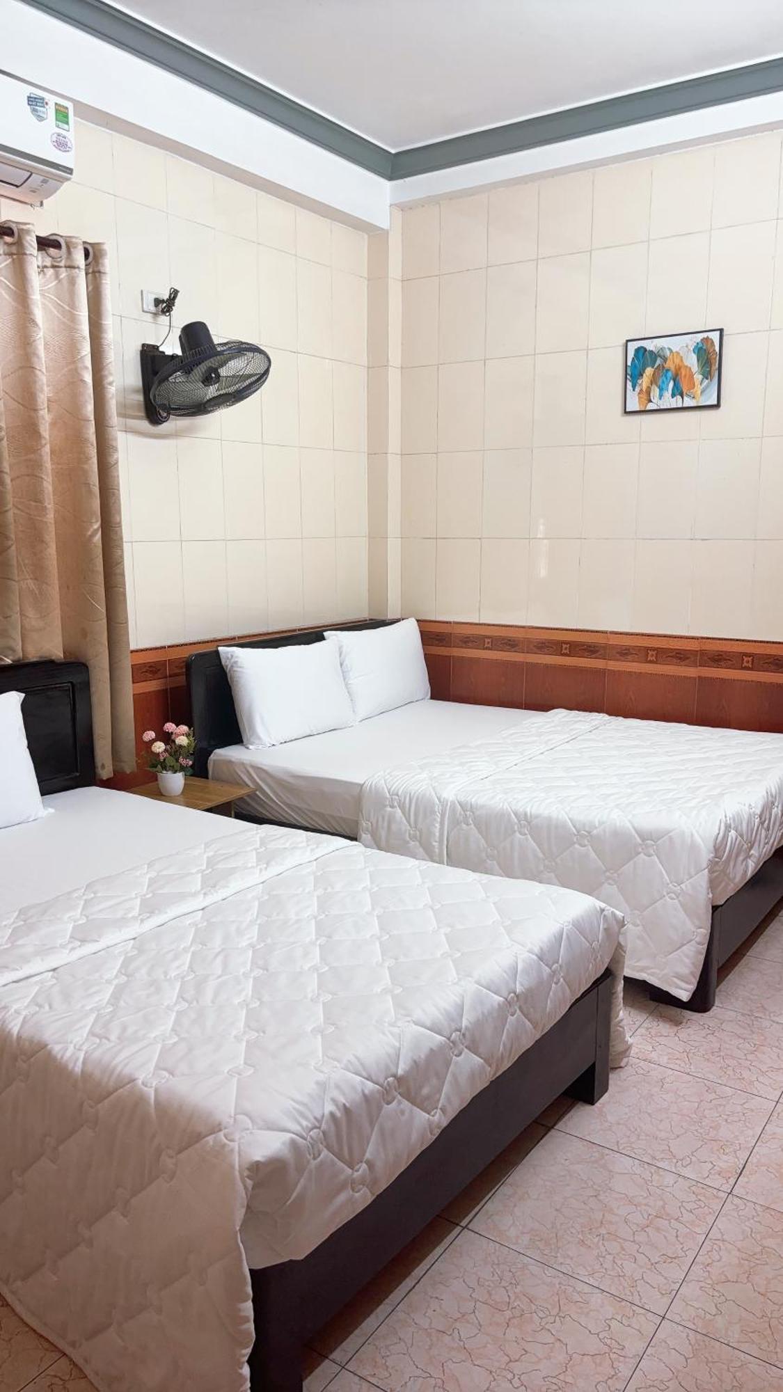 Hong Ha Guest House Hue Buitenkant foto