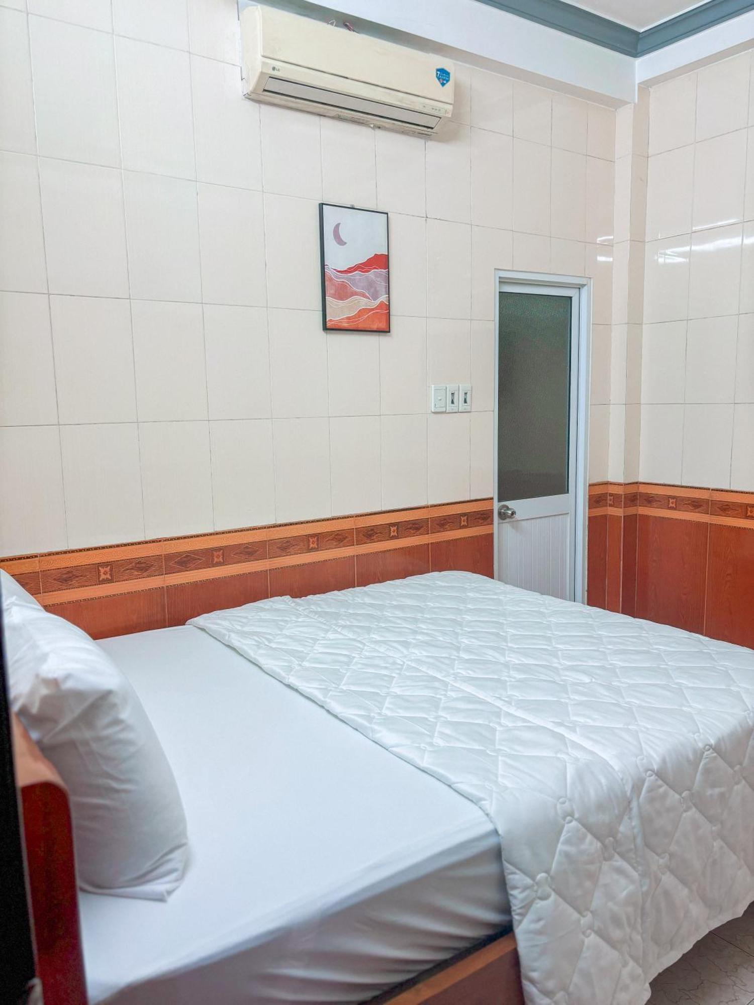 Hong Ha Guest House Hue Buitenkant foto