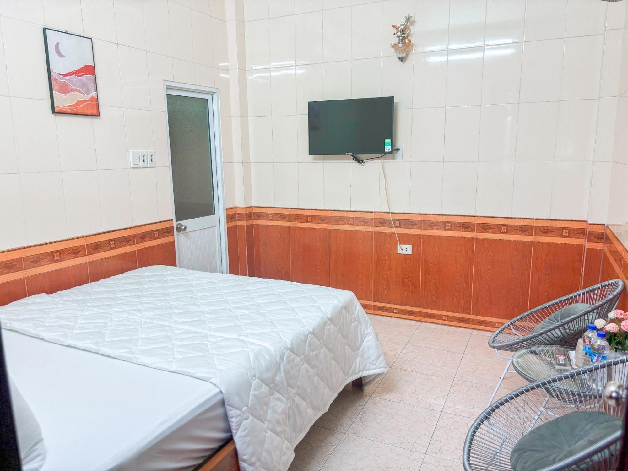 Hong Ha Guest House Hue Buitenkant foto